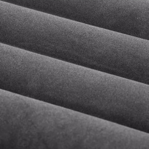 車用エアマットレス – 旅行中の快適さと休息