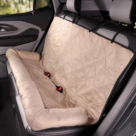 כיסוי הגנה לרכב עבור כלבים – בטיחות וניקיון מובטחים