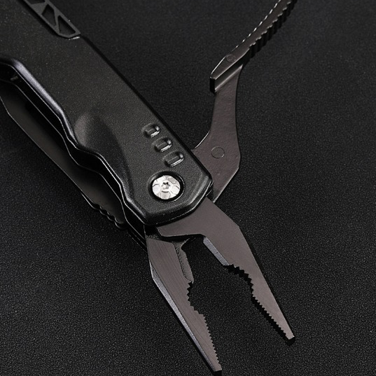 Pinza Tecnica 8-In-1 – L'Alleata delle Riparazioni Meccaniche