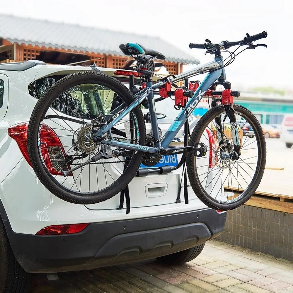 Fahrradträger für den Kofferraum — Verstärkte Sicherheit auf der Fahrt 