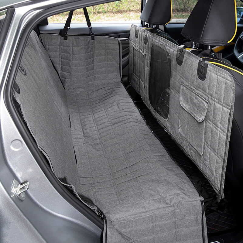 Pokrowiec na fotel samochodowy dla psa - pełna ochrona i łatwa instalacja