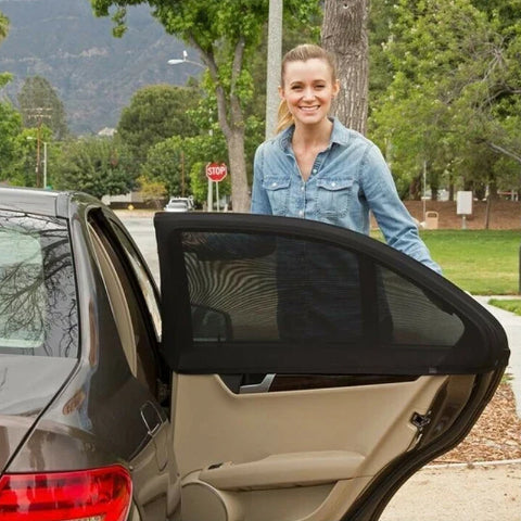 Car Sunshade – UV Protection and Universal Compatibility 
