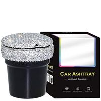 Genialna mini popielniczka samochodowa - elegancki design i zamknięcie chroniące przed dymem tytoniowym