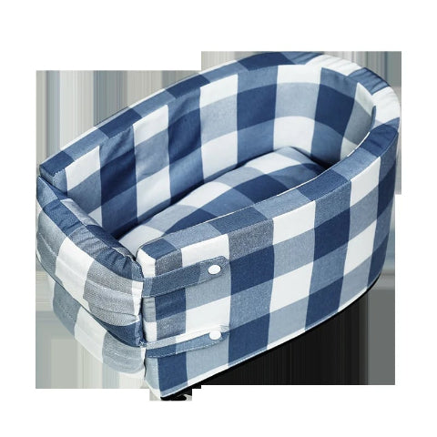 Scaun de mașină confortabil pentru cățeluș – Siguranță & Confort 